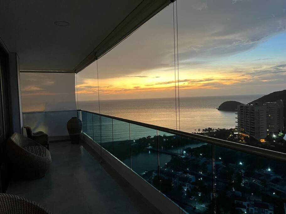 Apartamento en piso 20 con vista espectacular al mar, Sierra Nevada y Jardín privado en Santa Marta Exterior foto