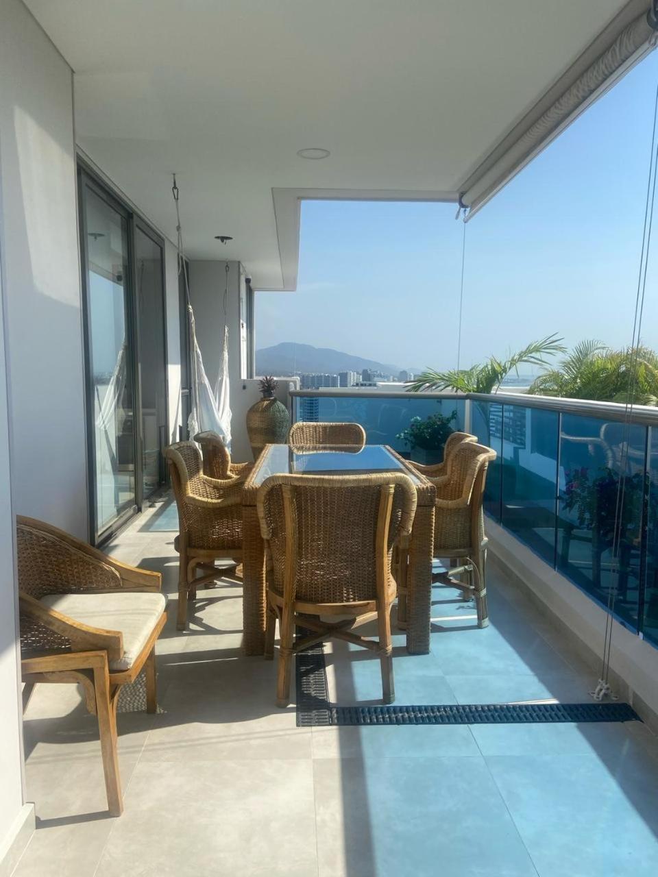 Apartamento en piso 20 con vista espectacular al mar, Sierra Nevada y Jardín privado en Santa Marta Exterior foto