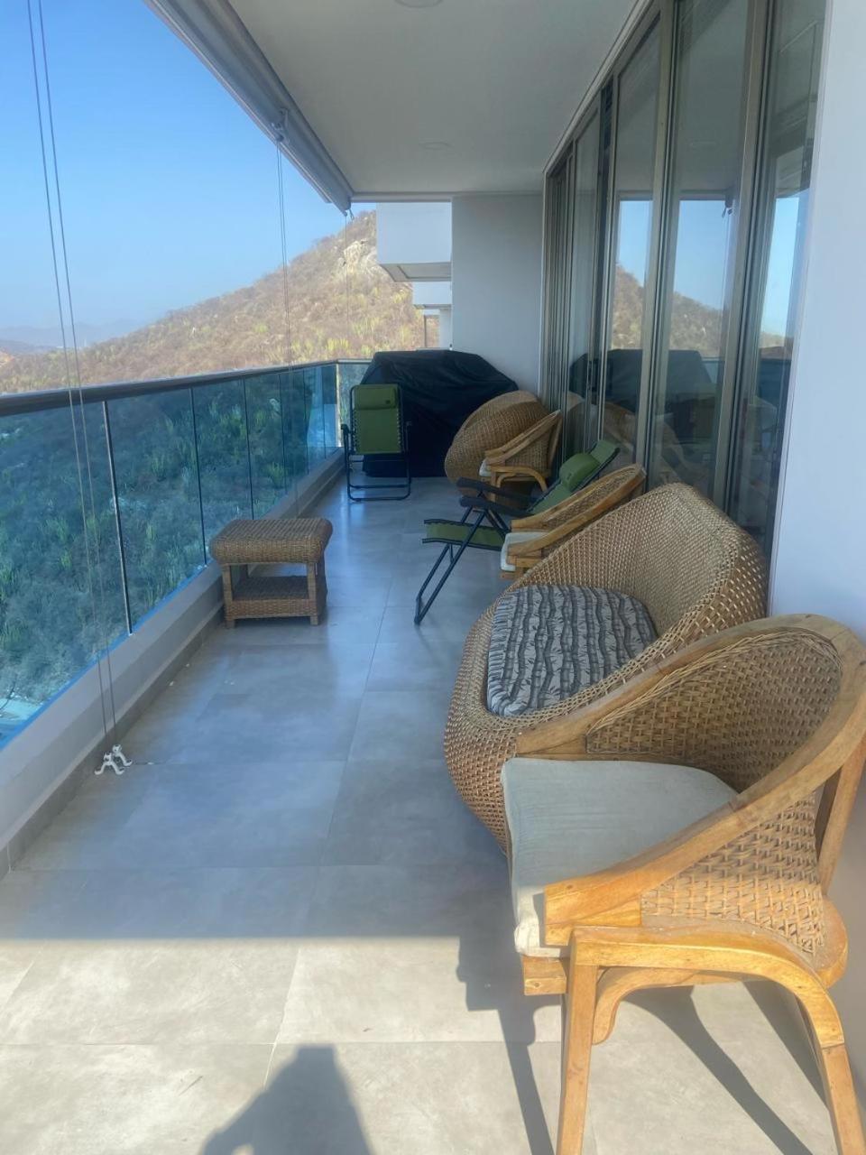 Apartamento en piso 20 con vista espectacular al mar, Sierra Nevada y Jardín privado en Santa Marta Exterior foto